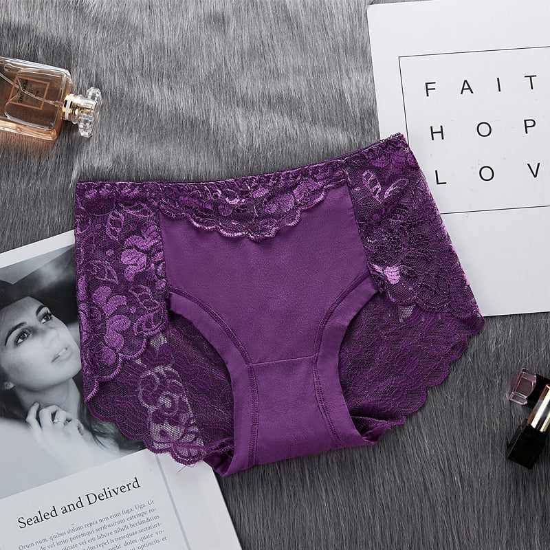 Culotte dentelle taille-haute