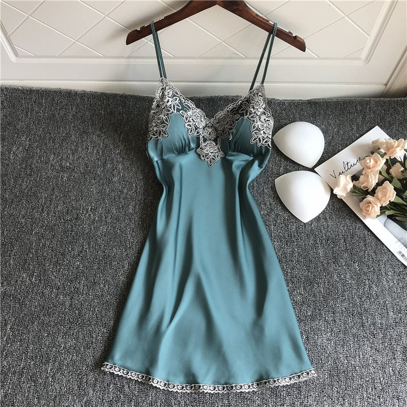 Pyjama dentelle-Velonjara-Secret